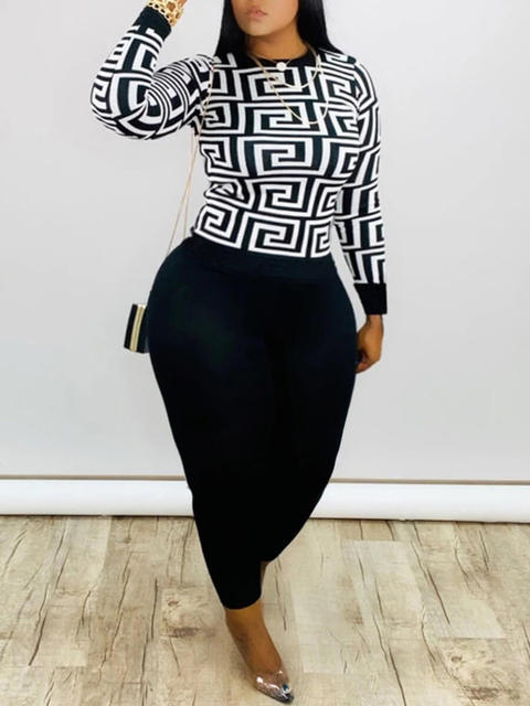 Plus Size Printed Matching Set
