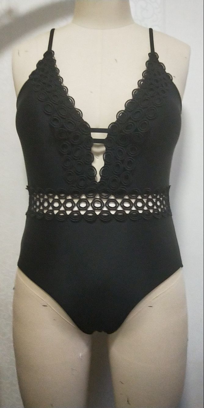 Plus Size Lace Trim One-Piece Swimsuit for Women
